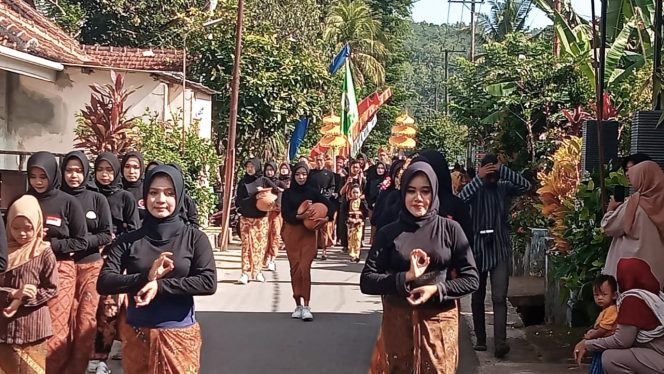 
 Hari Jadi Kabupaten Pacitan ke-279 Dirayakan Meriah di Desa Sukoharjo