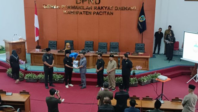 
 LKPJ Tahun 2023: Realisasi Pendapatan Daerah Lampaui Target