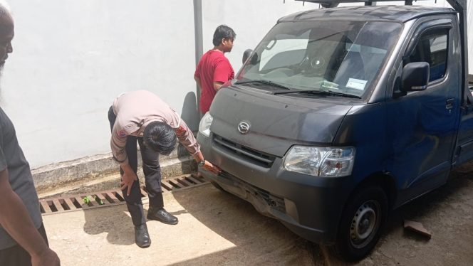 
 Berangkat Sekolah, Siswa SMP Tewas Bertabrakan dengan Mobil Pick Up