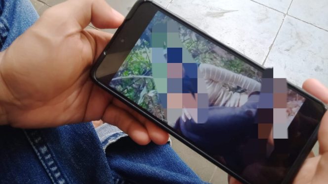 
 Diduga Sakit Hati Diputusin, Seorang Pria Sebar Video Mesum Bersama Mantan Pacar
