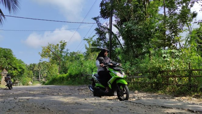 
 Bertahun-tahun Rusak, Jalan Pentung Jetak Dikeluhkan Pengendara