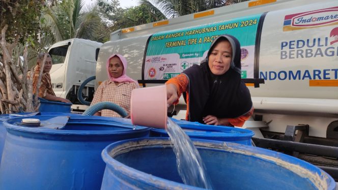
 Krisis Air Bersih di Pacitan, Warga Andalkan Bantuan