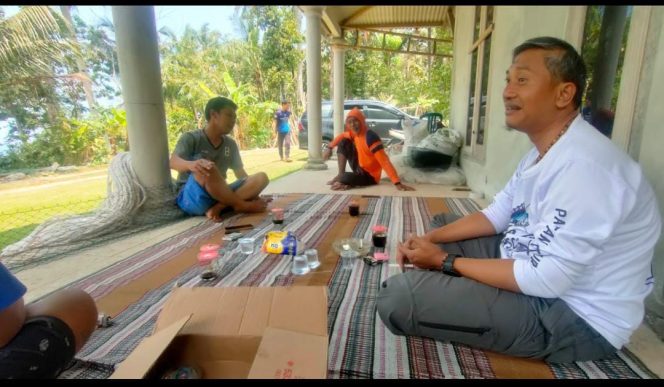 
 Mas Aji Serap Aspirasi Nelayan Pesisir di Desa Karangnongko, Siap Wujudkan Harapan Masyarakat