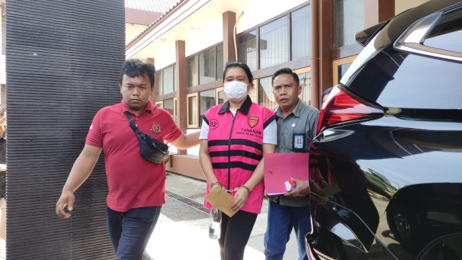 
 Puluhan Warga Tegalombo Terjerat Utang Fiktif, Satu Tersangka Ditangkap