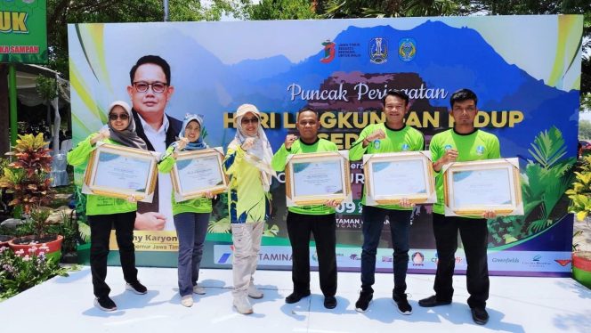 
 Gerakan Sampah Jadi Rupiah Bawa Kelurahan Sidoharjo Masuk 10 Besar Kelurahan Berseri Jatim 2024