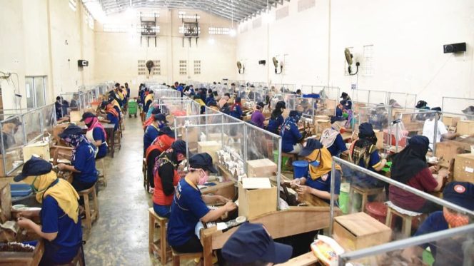 
 Maraknya Peredaran Rokok Non Cukai di Pacitan, Pengusaha Lokal Keluhkan Penurunan Omset