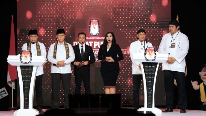 
 Aji-Gagarin Unggul dalam Debat Paslon Pilkada Pacitan, Paparkan Capaian Pembangunan