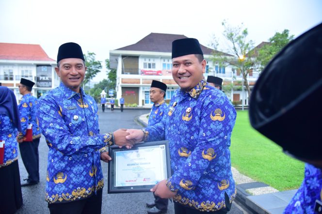 
 Kecamatan Donorojo Raih Penghargaan Pelayanan Publik Terbaik