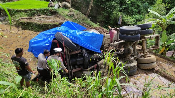 
 Pelanggaran Lalu Lintas di Pacitan Melonjak 108%, Didominasi oleh Usia Produktif