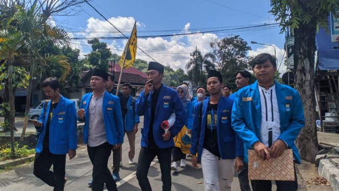 
 Didemo Mahasiswa PMII, Ini Respons Kepala Dinas Perikanan Pacitan