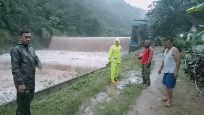 
 DAM Kedung Sapi Ambrol, Masjid di Jetis Kidul Terancam Longsor