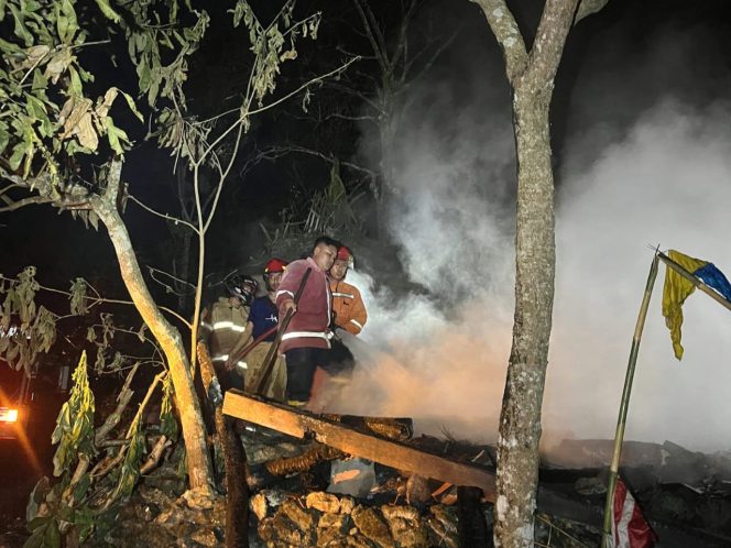 
 Api dari Pembakaran Arang Hanguskan Kandang dan Dapur Rumah Warga Donorojo