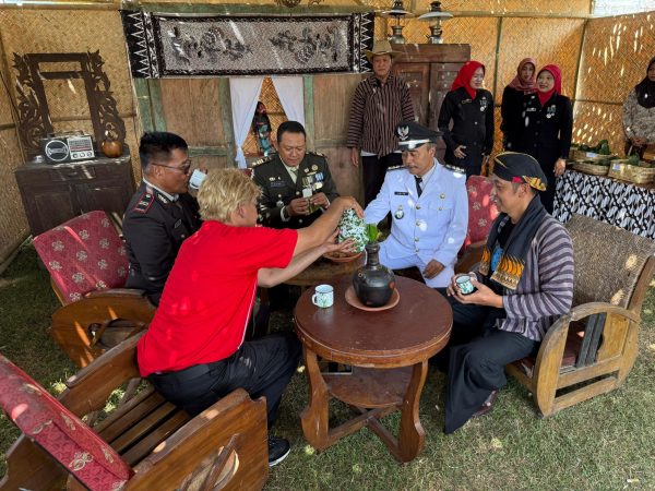 Stand Tempo Dulu di Gemahharjo, Cara Unik Peringati HUT RI ke-80