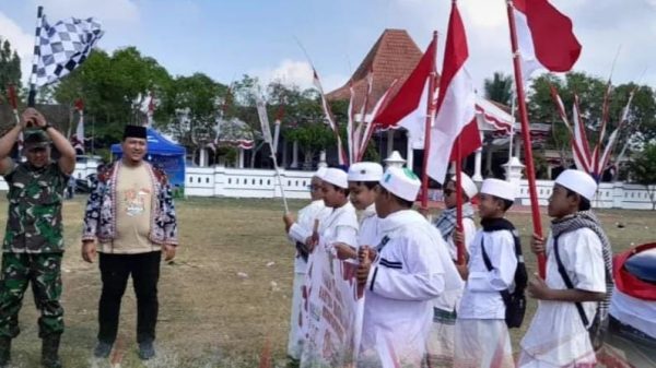 Donorojo Gebyar Pawai Taaruf: HUT RI ke-80 Semarak dengan Kreasi Siswa