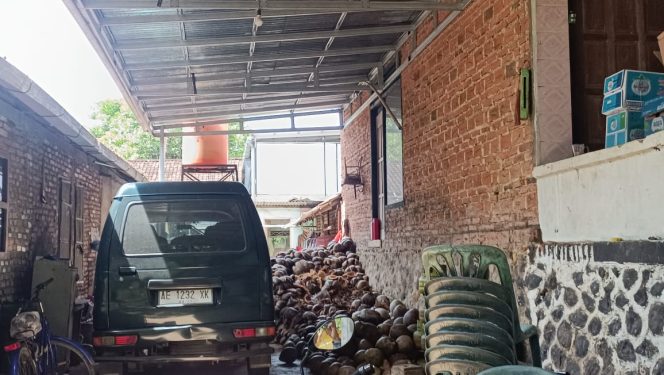 
 Mobil Gran Max Raib, Pelaku Tinggalkan Sepeda Onthel di Halaman Rumah