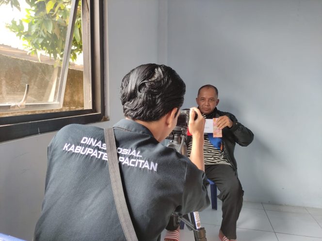 
 25 Ribu Warga Pacitan Dicoret dari BLTS Kesra, Verifikasi Dilakukan di Tingkat Desa