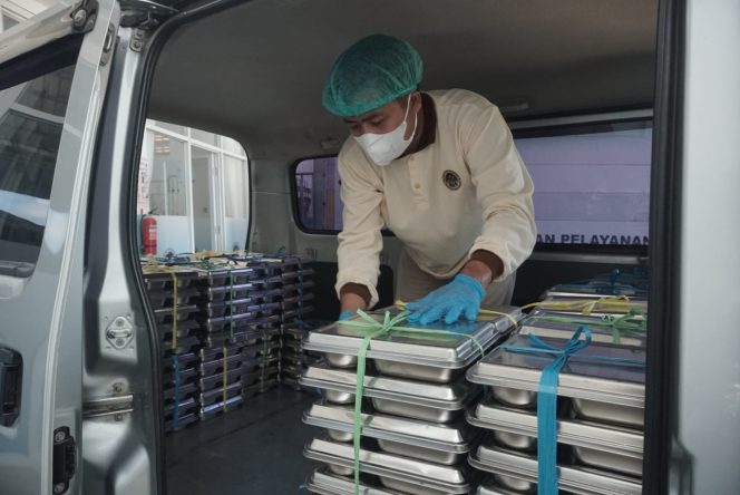 
 Program MBG Buka Lapangan Kerja, Warga Pacitan Kini Punya Pekerjaan Tetap