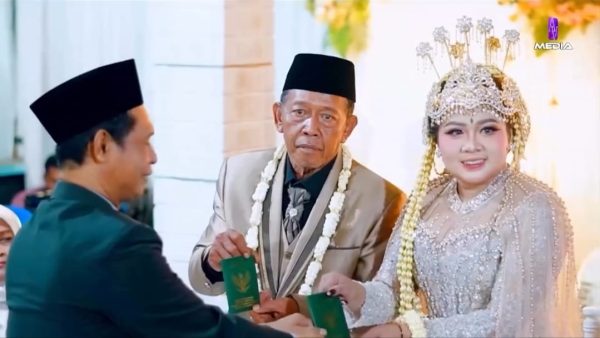 Polres Pacitan Tahan Tarman, Terduga Pemalsu Cek Mahar Rp3 Miliar: Kasus Bermula dari Laporan Model A