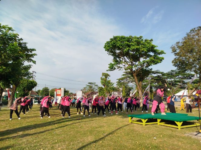 
 Kecamatan Ngadirojo Launching Minggu Sehat