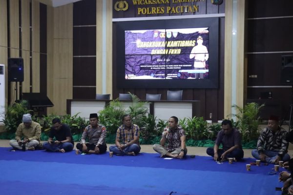 Bendahara Desa Klesem Jadi Atensi Polisi, Kapolres Pacitan Kumpulkan 30 Kades
