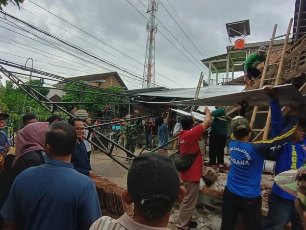 Terbaru, Belasan Rumah di Pacitan Rusak Terdampak Gempa M 6,4, Warga Trauma