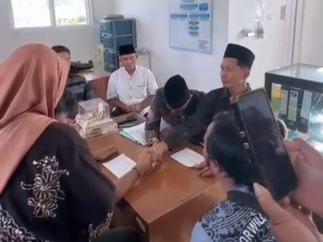 
 Adik Tewas Kecelakaan Karena dikejar Polisi, Akad Nikah di Ruang Jenazah RSUD Pacitan.