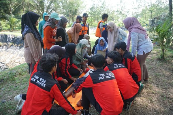 Simulasi Laka Air Warnai Peringatan HKB 2026 di Watu Mejo Mangrove Park Pacitan